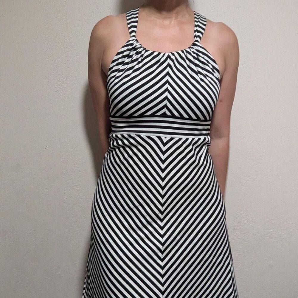 Studio M Women's Black and White Halter Mini Dress